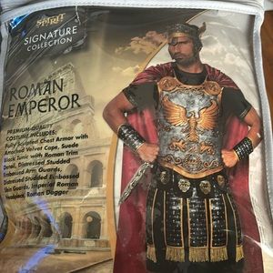 Spirit Halloween Mens Medium Roman Emperor Costume